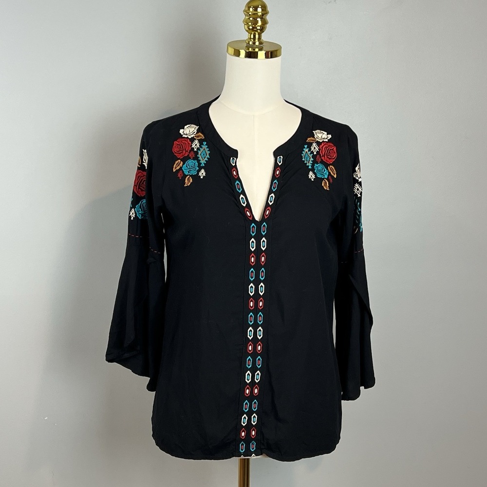 Panhandle Black Embroidered Blouse Womens Size Small Western Bell Sleeves V Neck